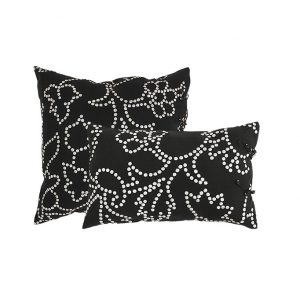 nomad-india-black-gunjan-cushion