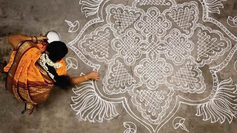 Follow the lines of a Kolam..