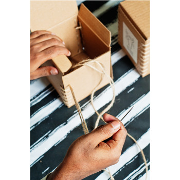 nomad-india-making-of-handstitched-packaging-boxes
