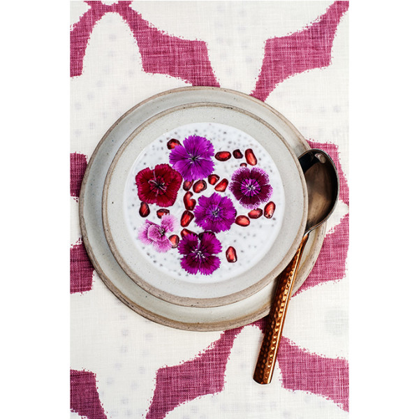 nomad-india-pink-tabu-chia-seed-pudding