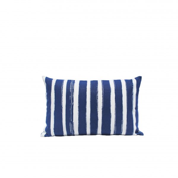 nomad-india-outdoor-indigo-patta-cushion-35x55-packshot