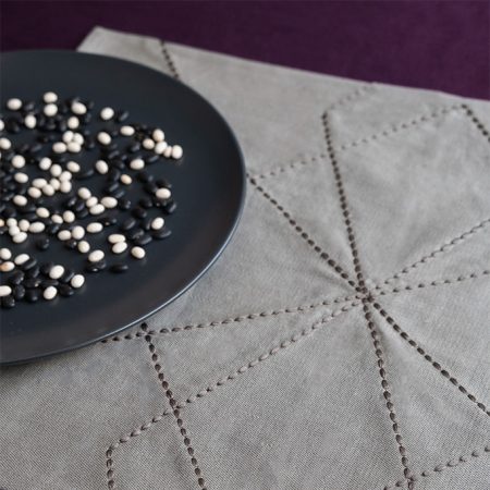nomad-india-table-linen-bhumit-grey-2