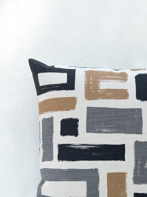 nomad-india-textiles-cushions-vanya-cushion-black-grey-tobacco-2
