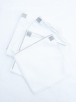 nomad-india-table-linen-napkins-chakhon-ivory-taupe-1