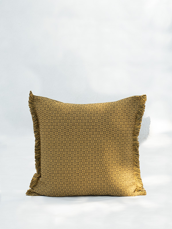 nomad-india-textiles-cushions-bunai-olive-khaki-2