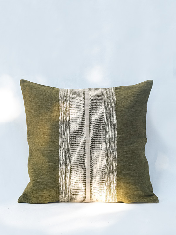 nomad-india-textiles-cushions-rekh-khaki-1