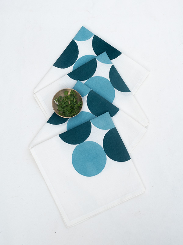 nomad-india-table-linen-raha-napkins-blue-teal-1