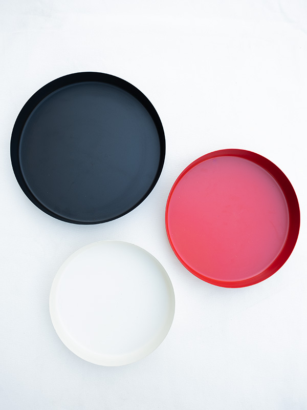 nomad-india-accessories-catch-all-trays-ivory-red-black-1