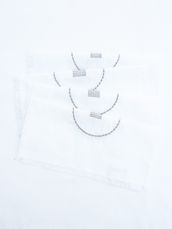 nomad-india-table-linen-cockail-napkins-shunya-taupe-ivory-1