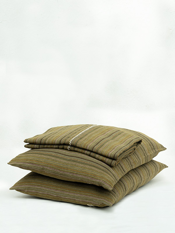 nomad-india-rekhta-bed-cover-khaki-1