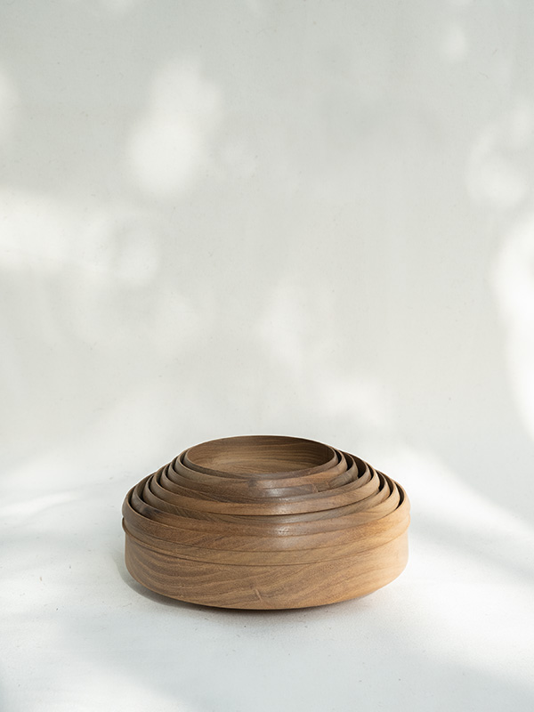 nomad-india-table-top-kunda-wooden-plates-1