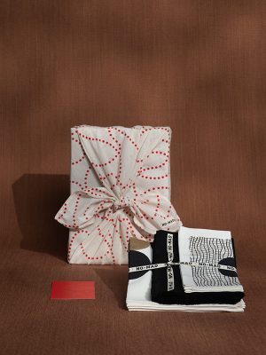 nomad-india-gifting-table-linen-set-raha-black-tobacco