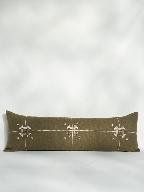 nomad-india-bedding-lumbar-cushion-vayu-khakhi