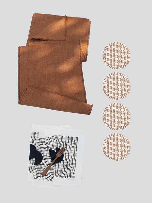 nomad-india-gifting-pal-table-linen-set-tobacco-1