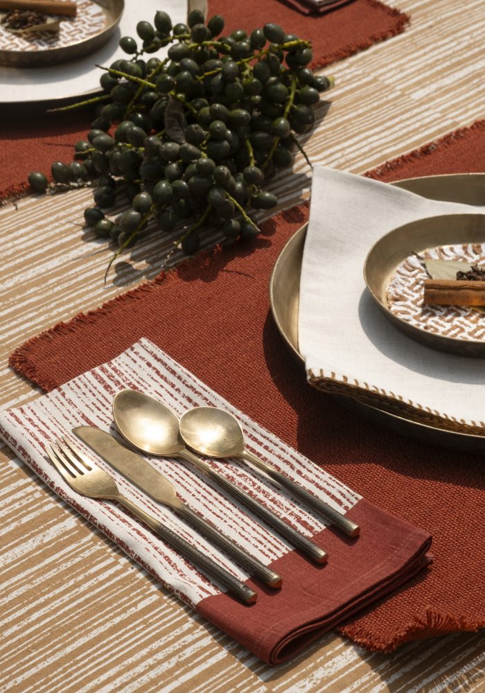 nomad-india-table-linen-table-cloth-daruun-tobacco-3